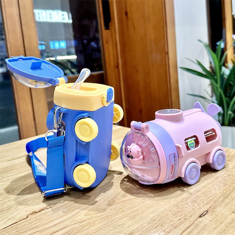 Underwater Adventure Flask Water Bottle With Straw Cartoon Water Bottle For Kids 550ml