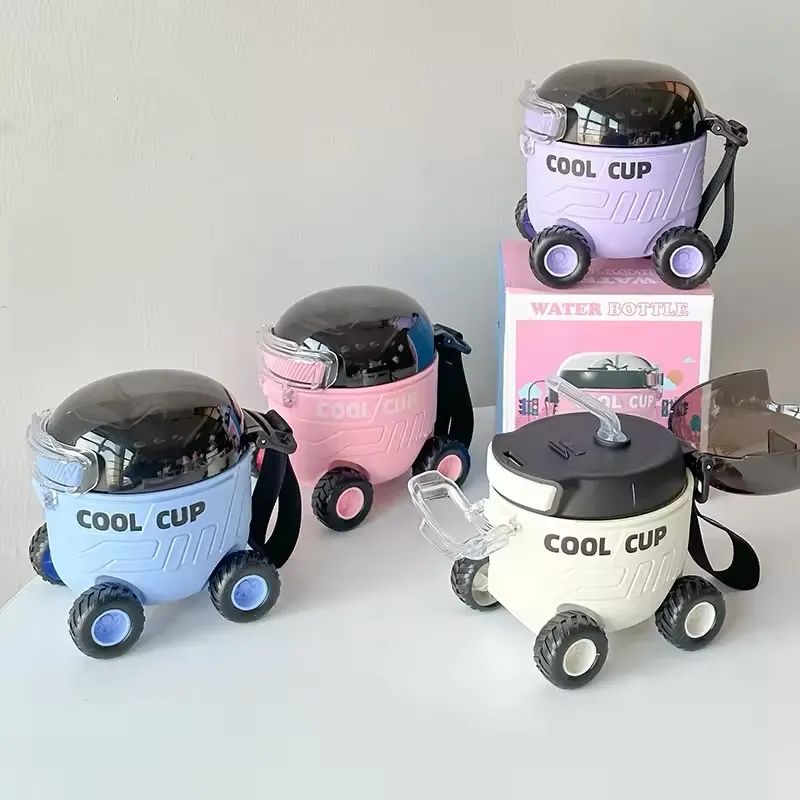 Portable Cool Cup Cartoon Toys Baby Car With Wheel Sipper Water Bottle For Kids 550ml