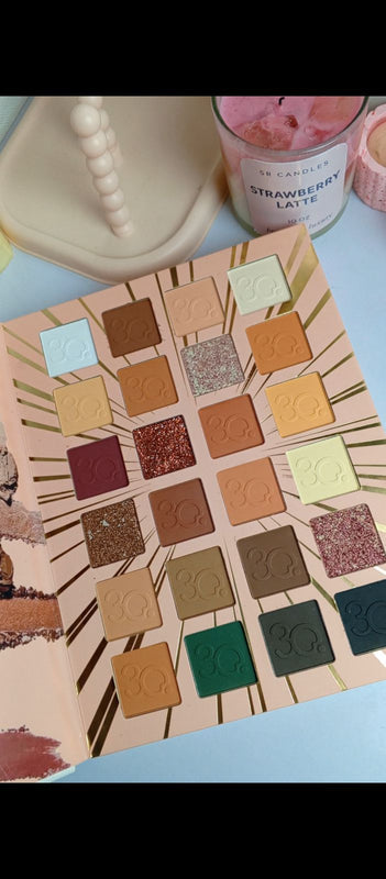 3Q Beauty Quintessence 5‑Fold Makeup Book High Quality Pigmented