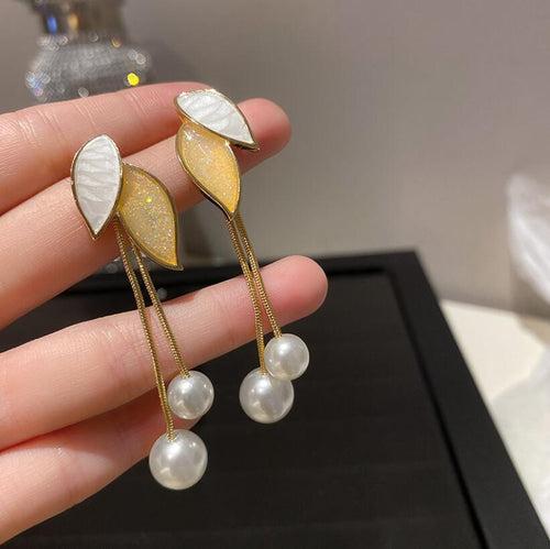 White & Golden Leaf With Pearls Earrings