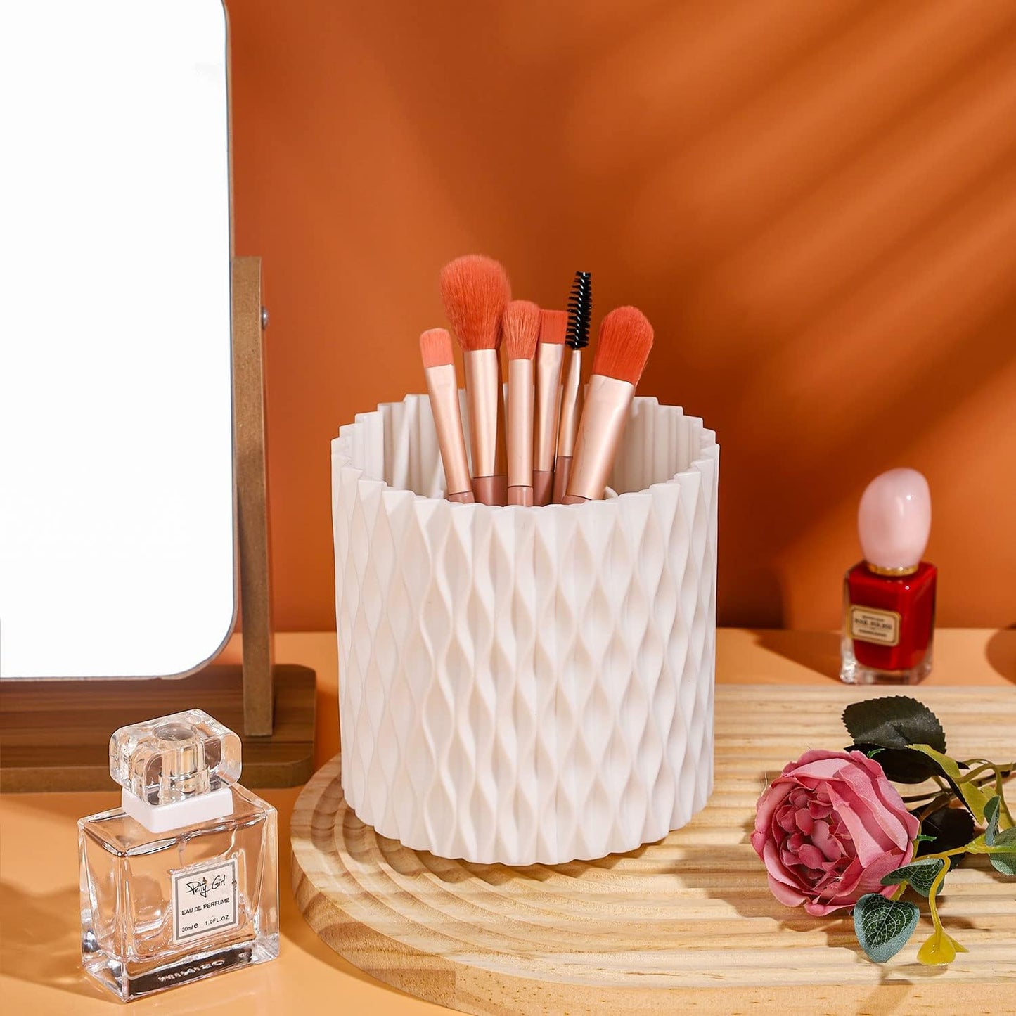 360° Rotating Makeup Organizer Spinning Makeup Brush Holder