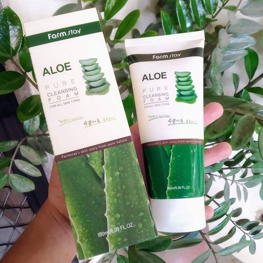 Farm Stay Aloe Pure Cleansing Foam 180ml