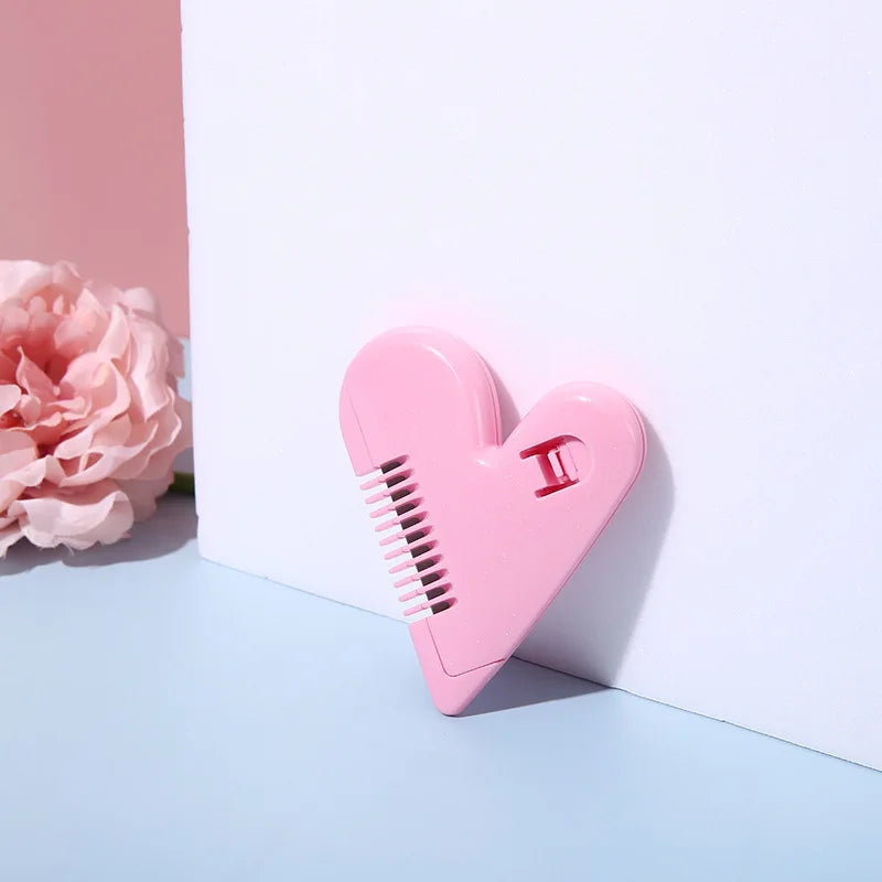 Children Heart Shaped Mini Hair Comb Layer Shaper Cutting Plastic Comb Razor Blades