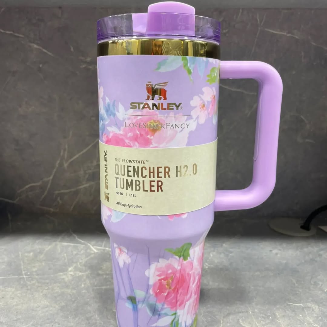 Stanley Flower Edition The Flowstate Quencher 40oz Tumbler