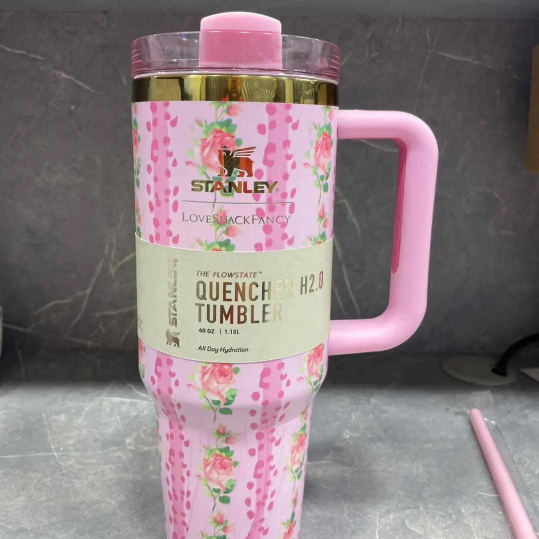 Stanley Flower Edition The Flowstate Quencher 40oz Tumbler