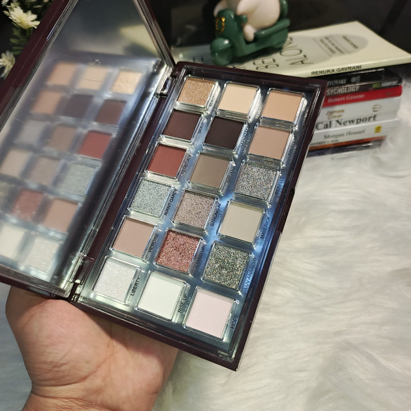 GlowMoji Frosted Nude Eyeshadow Palette