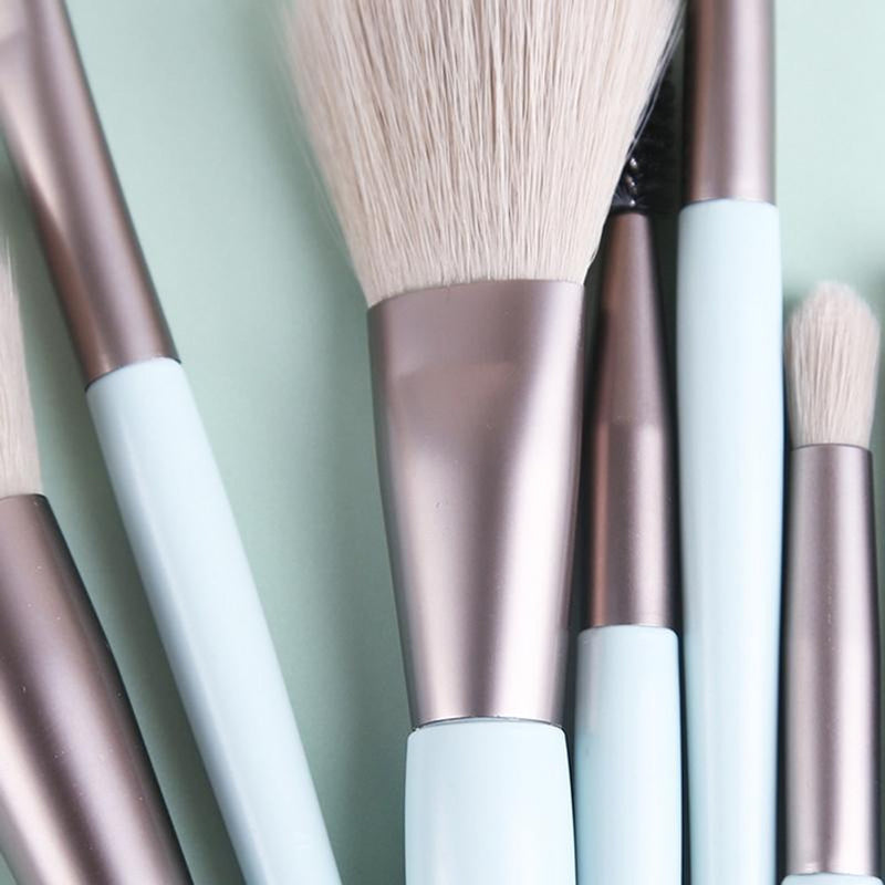 8-Piece Wooden Handle Cosmetic Brush Set