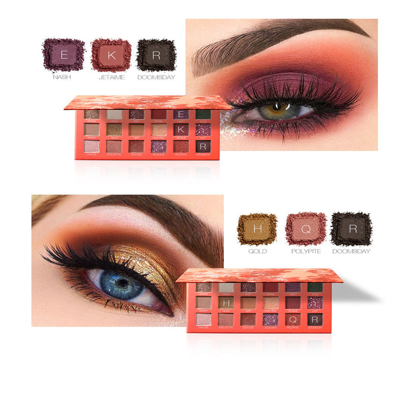 O.TWO.O OCEAN MYSTERY 18 COLORS EYESHADOW PALETTE