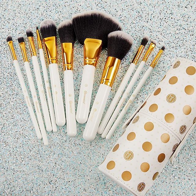 BH Cosmetics Brushes Set