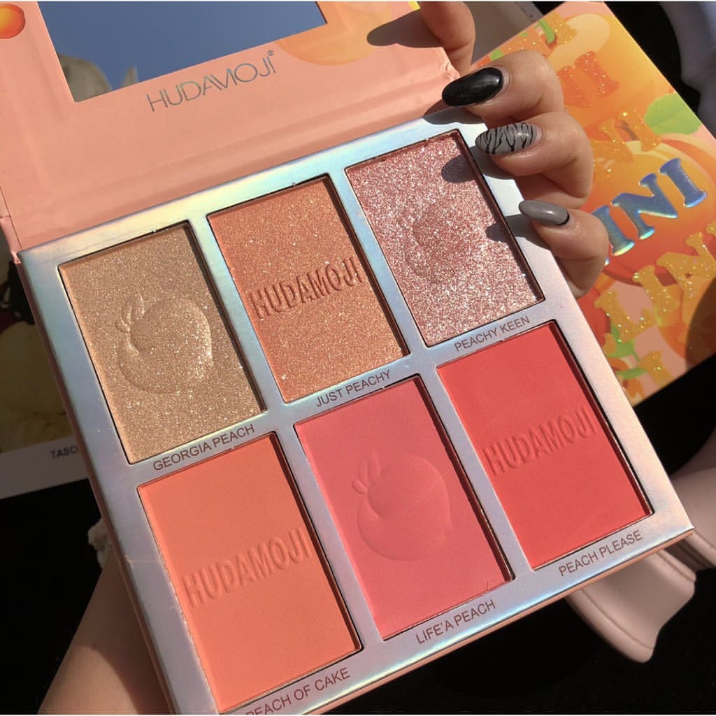 Hudamoji blusher & highlighter palette